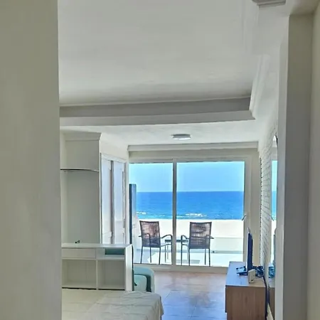 Apartment Playa Canteras 68 - Front