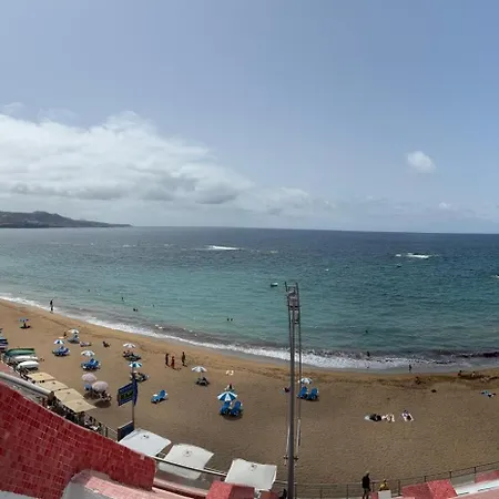 Playa Canteras 68 - Front *